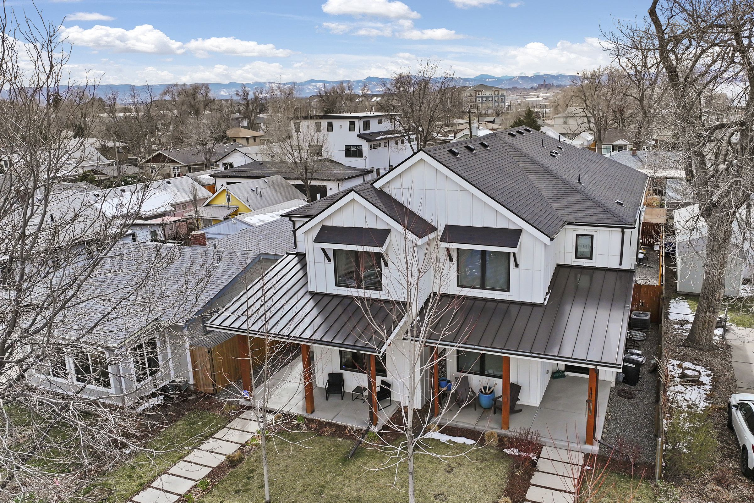 Whole home alternative to furnished apartments in Denver