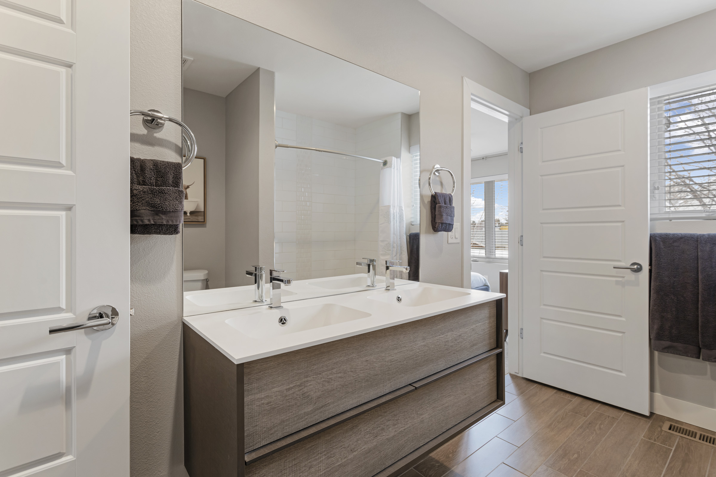 Powder room with modern fixtures